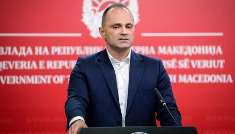 Filipçe: VMRO-ja e ndali rritjen e pagave në shëndetësi