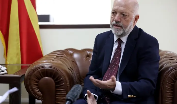 Ish-drejtori i ASK-së, Viktor Dimovski, pretendon se Mickoski nuk është monitoruar dhe përgjuar gjatë kohës së tij
