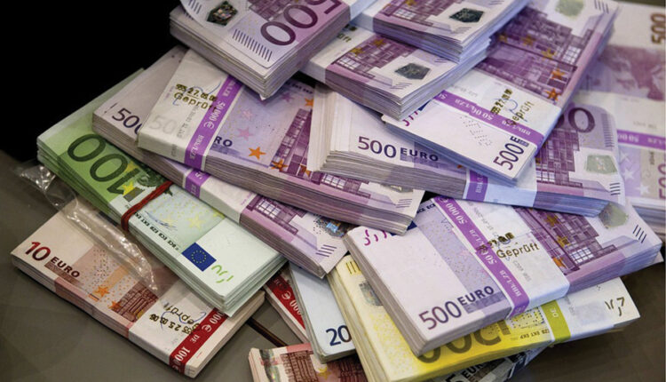 Rezervat devizore arrijnë 4,72 miliardë euro
