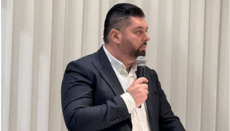 Kadriu nga ASH: Mickovski edhe publikisht ua ndaloj VLEN-it lavdet për fitore sepse janë me votat e VMRO-së
