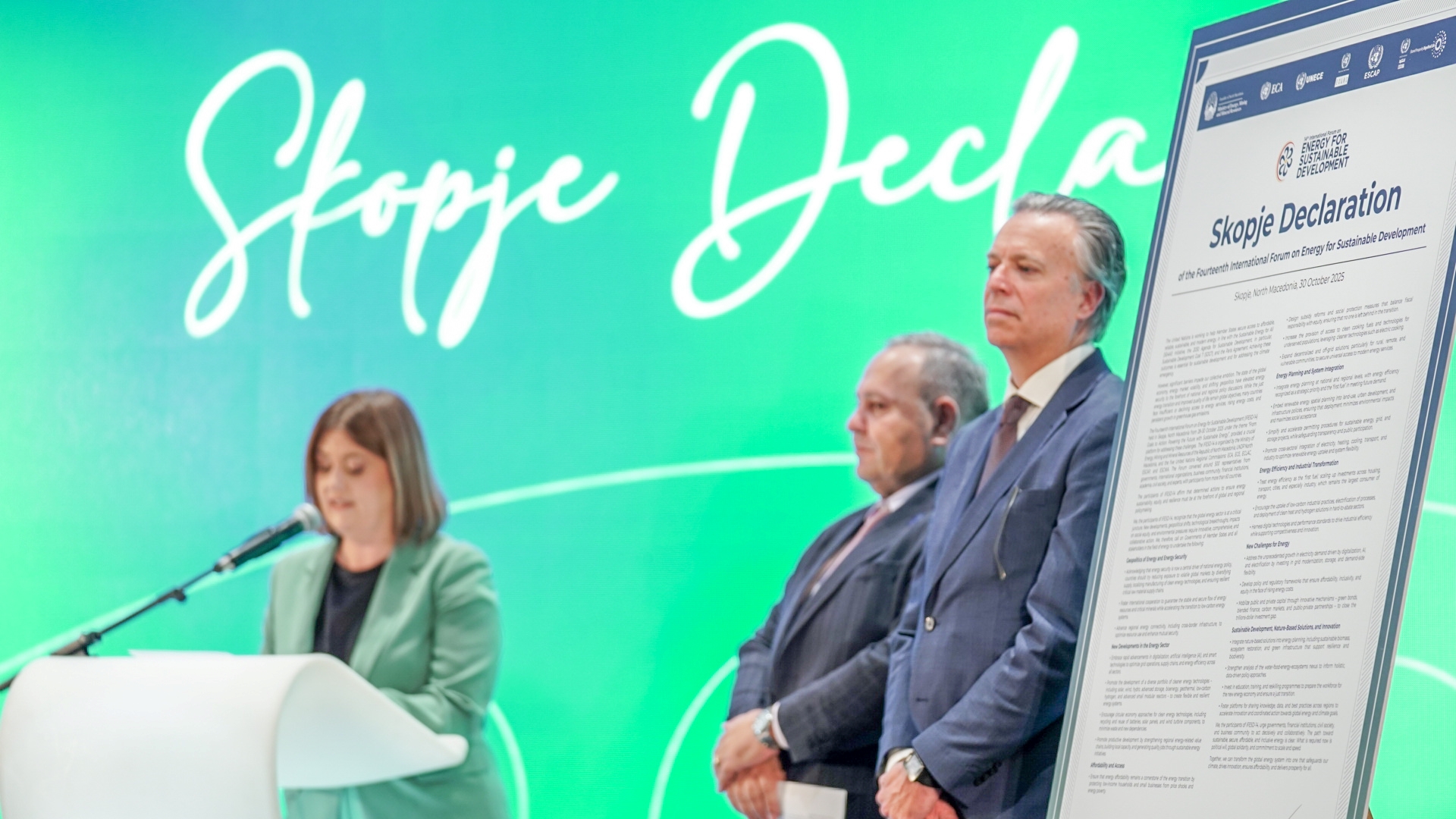 Shkupi është bërë qendra e vizionit global të energjisë – me nënshkrimin e “Deklaratës së Shkupit” përfundoi Forumi Botëror i Energjisë IFESD-14„ – Tetova Sot Shkupi është bërë qendra e vizionit global të energjisë – me nënshkrimin e “Deklaratës së Shkupit” përfundoi Forumi Botëror i Energjisë IFESD-14„ – Tetova Sot