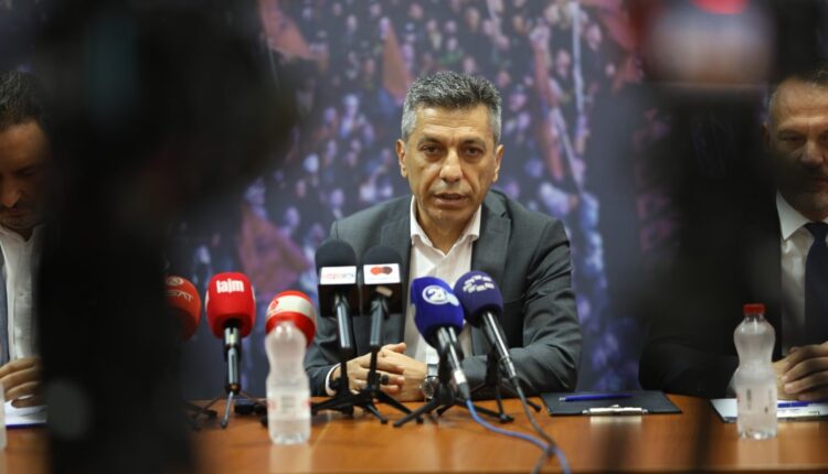 Mexhiti: Mbikalimi në Bit Pazar do të largohet, vendkalimi zyrtar me semaforë është zgjidhja përfundimtare