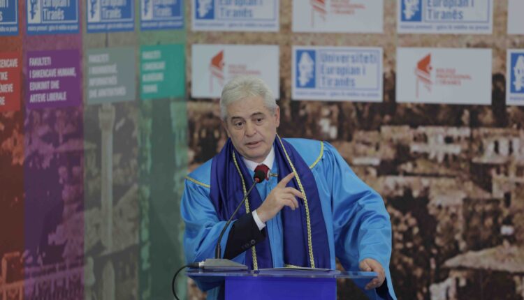 Ali Ahmeti: Kërkesa ime e parë gjeneralit amerikan në vitin 2001: Zyrtarizimi i Universitetit të Tetovës (VIDEO)