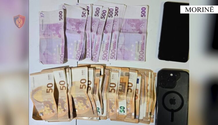 Kapen një 44 dhe një 51 vjeçar nga Kosova, s’i deklaruan mbi 27 mijë euro në Morinë