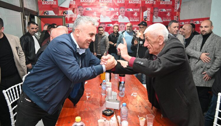 Bajram Rexhepi në vizitë tek shtabi në Xhepçisht: Më 19 tetor, e kthejmë dinjitetin për Tetovën!