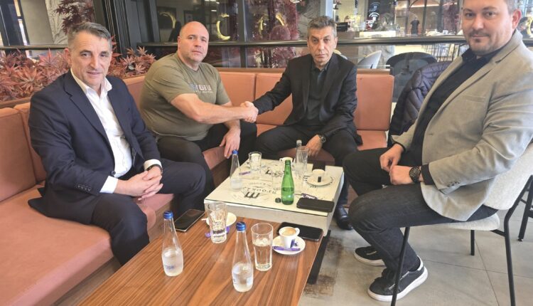 Maksim Dimitrievski merr përkrahje nga Izet Mexhiti dhe koalicioni VLEN për raundin e dytë në Kumanovë