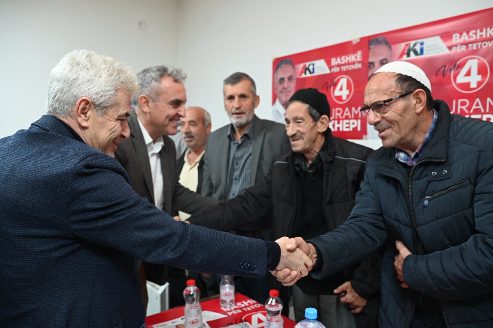 Ahmeti dhe Rexhepi në Reçicë të Madhe: Vetëm kur bëhemi bashkë mund ta ndërtojmë të ardhmen e Tetovës Ahmeti dhe Rexhepi në Reçicë të Madhe: Vetëm kur bëhemi bashkë mund ta ndërtojmë të ardhmen e Tetovës