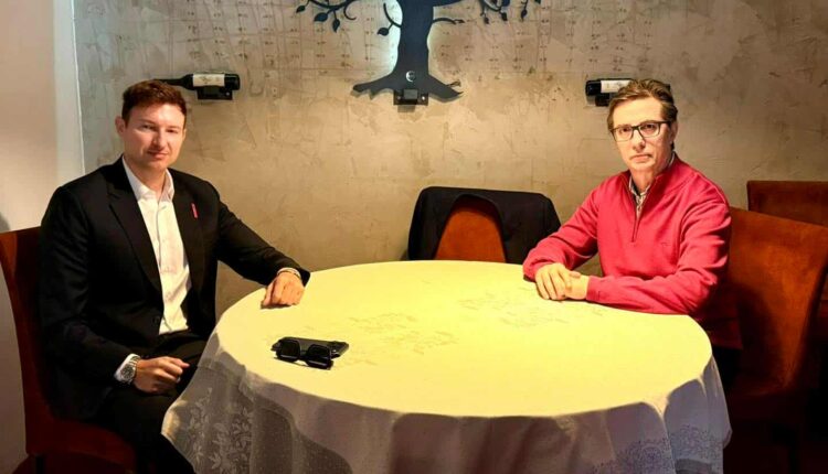 Ambasadori Meidani takon ish-presidentin Pendarovski, bisedojnë për zhvillimet politike dhe zgjedhjet lokale