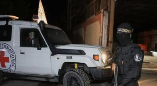 Kryqi i Kuq i dorëzon IDF së trupat e 4 pengjeve të pajetë