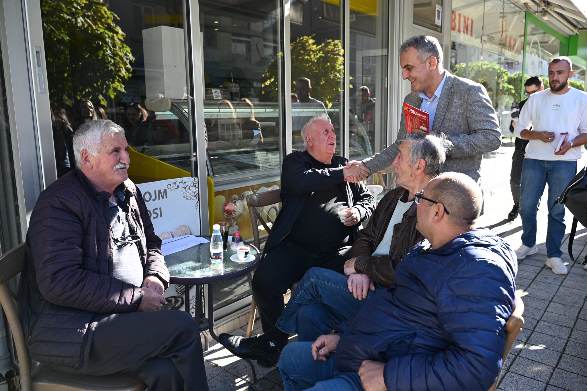 Bajram Rexhepi: Karvani i fitores vazhdon, Tetovën do t’ua kthejmë qytetarëve! Bajram Rexhepi: Karvani i fitores vazhdon, Tetovën do t’ua kthejmë qytetarëve!