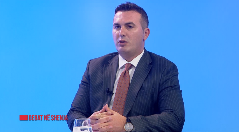 Arbër Ademi: Në tri ciklet e fundit zgjedhore është rikonfirmuar legjitimiteti i AKI-së Arbër Ademi: Në tri ciklet e fundit zgjedhore është rikonfirmuar legjitimiteti i AKI-së