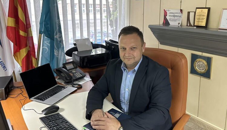 Sabotohen fluturimet çarter me votues shqiptarë nga diaspora?