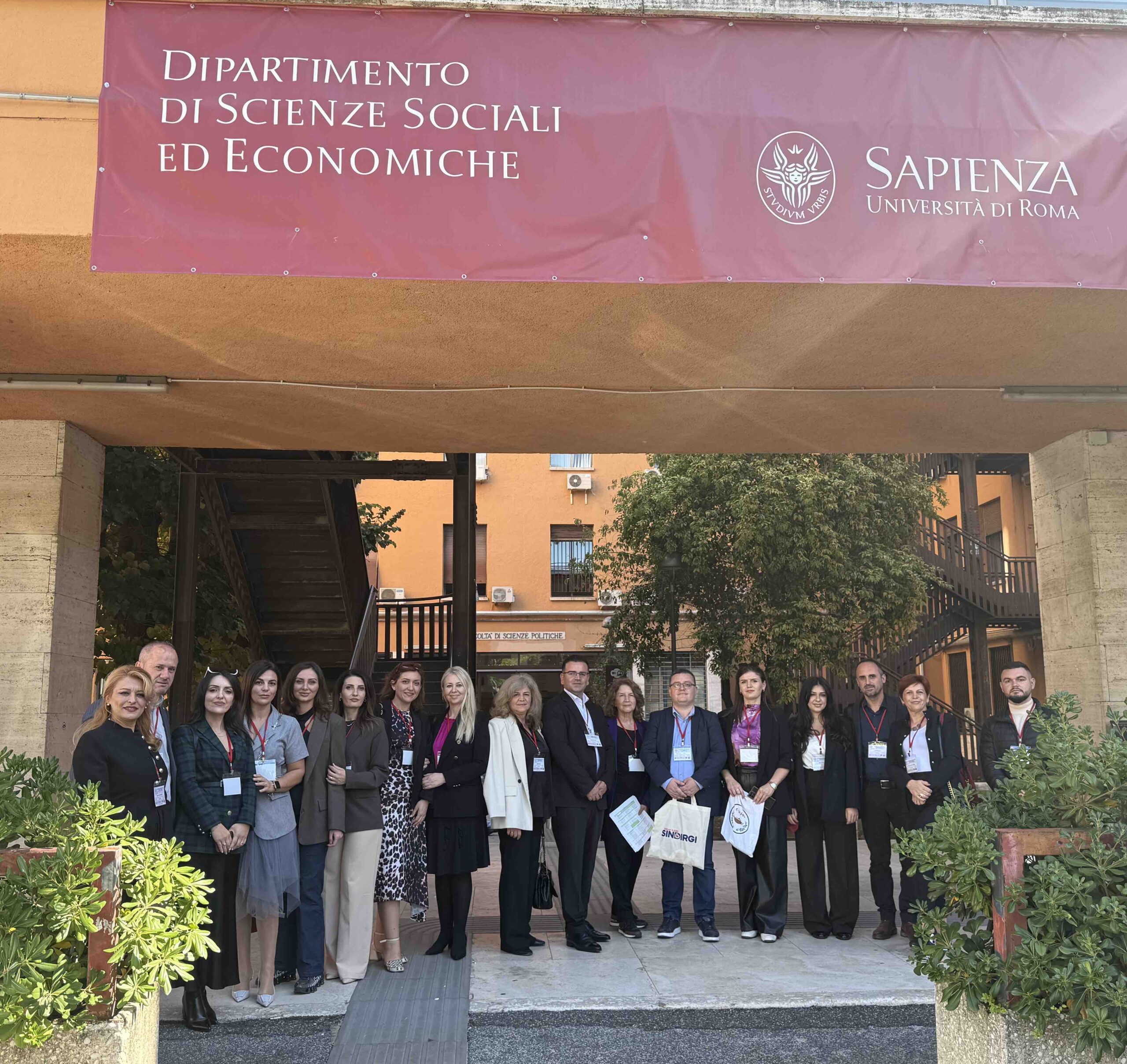 Profesorë të Fakultetit Ekonomik të UT-së morën pjesë në Konferencën Ndërkombëtare Shkencore në “La Sapienza”