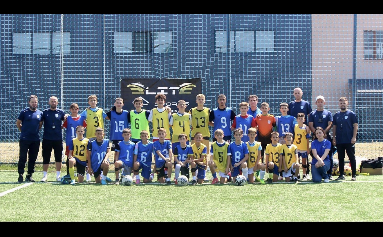 Elite Sports: Një rrugëtim që bashkon talentet shqiptarë drejt fushave evropiane Elite Sports: Një rrugëtim që bashkon talentet shqiptarë drejt fushave evropiane