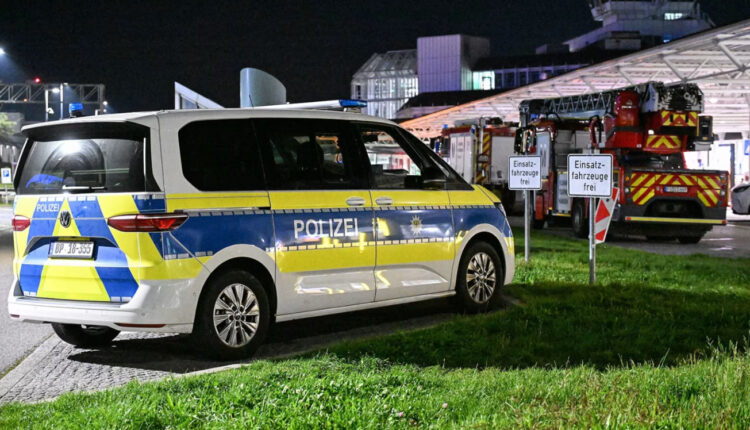 Kaos në aeroportin e Mynihut/ Dronët ndalojnë fluturimet, 3000 pasagjerë të prekur