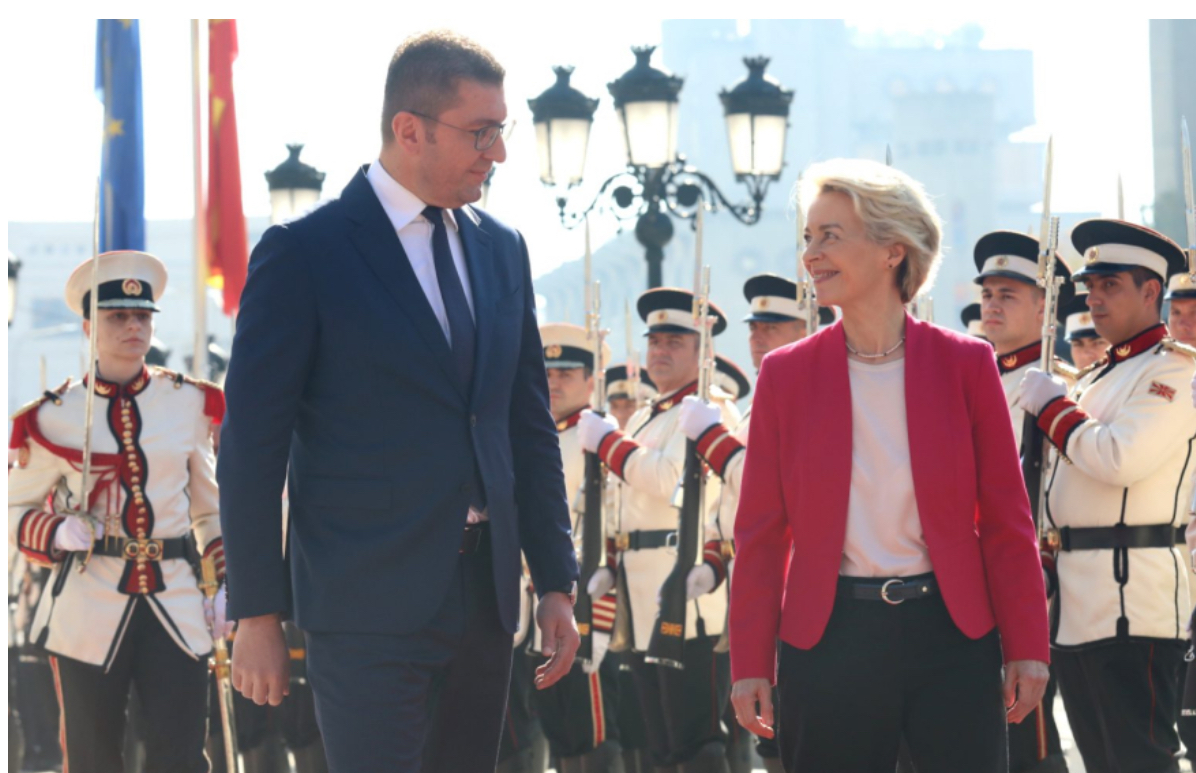 Ursula von der Leyen sot vjen në Shkup  do të pritet nga kryeministri Mickoski