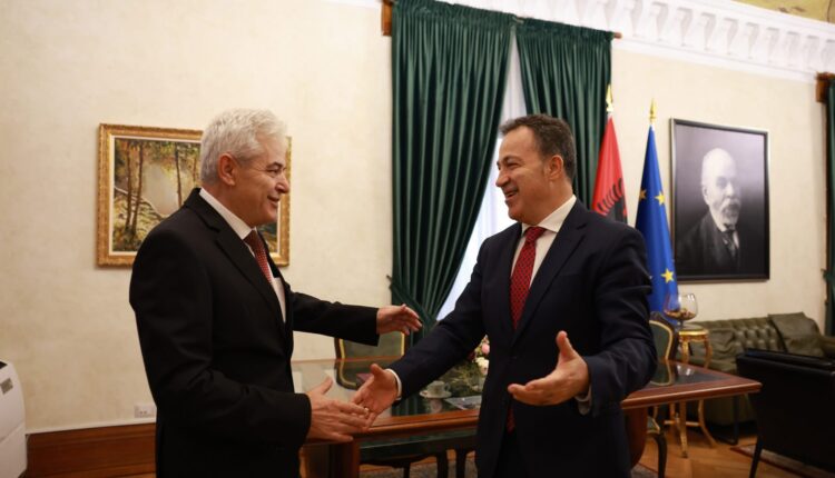 Ali Ahmeti nga Tirana: Rruga drejt Brukselit është rrugë e përbashkët
