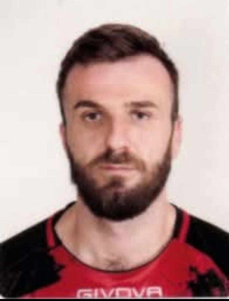 Tragjedi në futbollin tetovar – ndahet nga jeta futbollisti i KF Dardania Neproshten, Kujtim Mustafi Tragjedi në futbollin tetovar – ndahet nga jeta futbollisti i KF Dardania Neproshten, Kujtim Mustafi