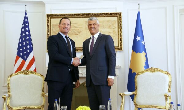 “Thaçi në burg pa gjyq”, Grenell godet Evropën: Kur të dalë t’i padisë Hagën në një gjykatë amerikane