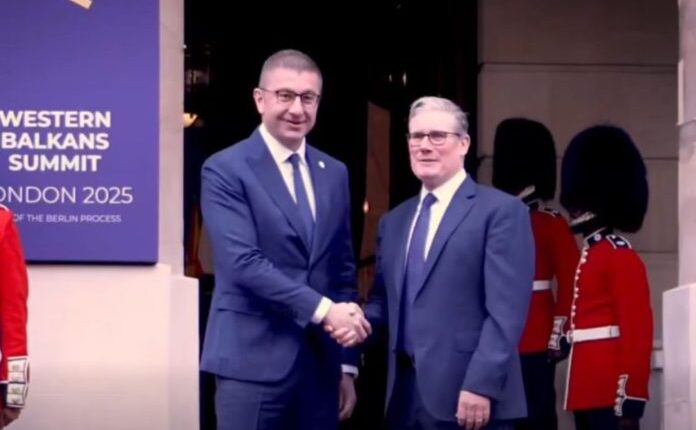 “Garanci nga Brukseli dhe respektim nga Sofja”, mesazhet e Mickoskit nga Samiti në Londër