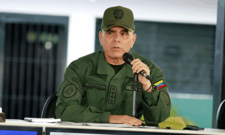 Trump urdhëroi CIA-n të kryejë operacione të fshehta në Venezuelë, reagon ministri i Mbrojtjes: Përpjekjet e SHBA-së do të dështojnë Trump urdhëroi CIA-n të kryejë operacione të fshehta në Venezuelë, reagon ministri i Mbrojtjes: Përpjekjet e SHBA-së do të dështojnë