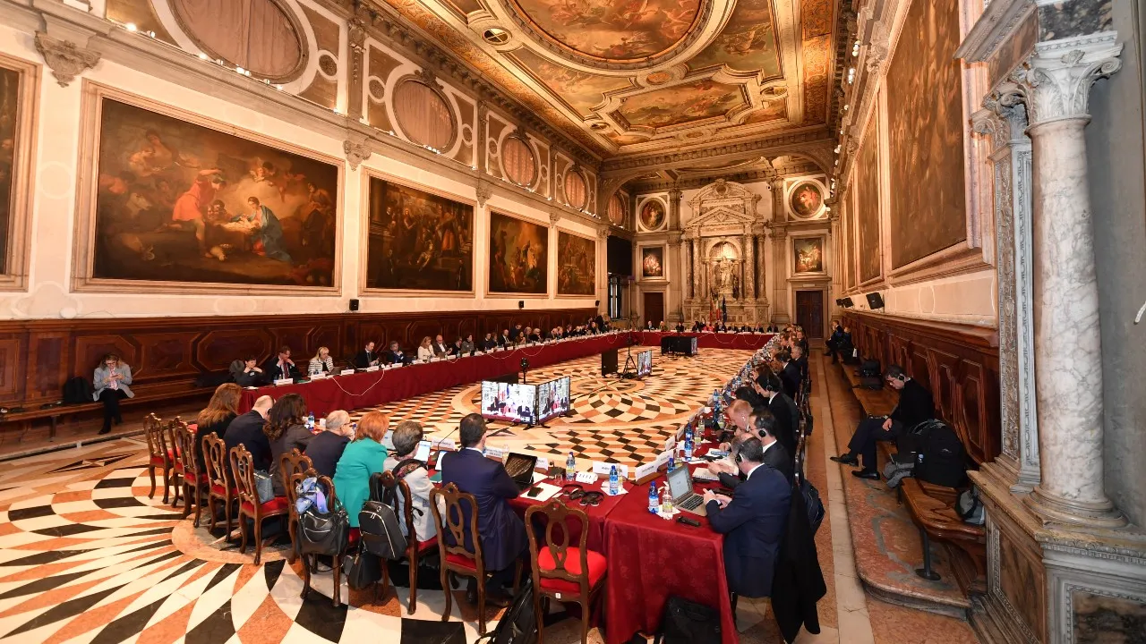 Komisioni i Venedikut rekomandoi kufizimin e mandateve të prokurorit publik të RMV së