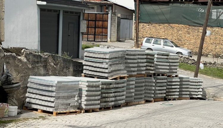 Manipulime në prag zgjedhjesh/ Bilall Kasami nga frika e humbjes shpërndan begatona për të mashtruar qytetarët! (VIDEO)