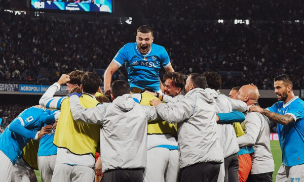 Napoli e fiton derbin ndaj Interit, merr primatin në Serie A