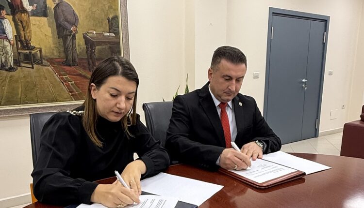 Universiteti i Tetovës dhe Universiteti i Elbasanit “Aleksandër Xhuvani” e forcojnë bashkëpunimin ndërinstitucional