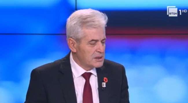 Ahmeti për protestën mbarëkombëtare në Tiranë: Tubimi dëshmoi mbështetjen e popullit për luftëtarët e lirisë (VIDEO)
