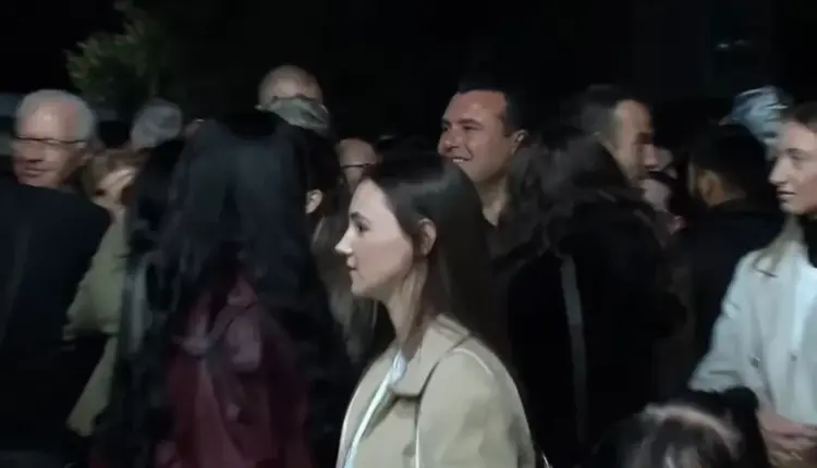 Zaev shfaqet në tubimin e LSDM-së në Strumicë