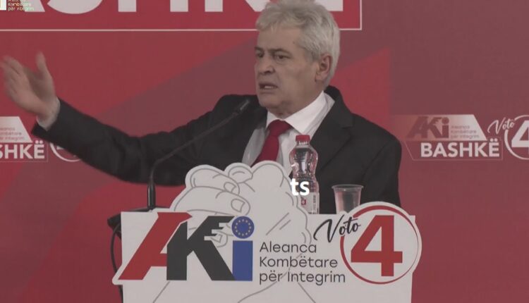 Ali Ahmeti nga Zhelina: Ne nuk shkojmë as në Shqipëri, as në Kosovë, kësaj toke i dalim zot me flamurin e Skënderbeut! (VIDEO)