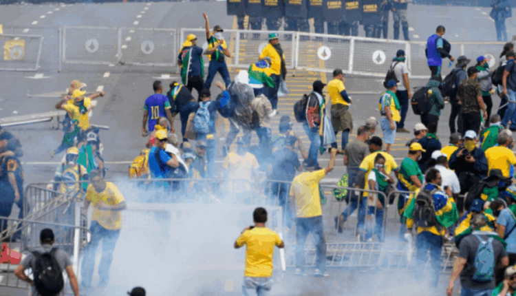 Trazirat në Rio de Janeiro/ Protesta pas operacionit policor me dhjetra të vrarë