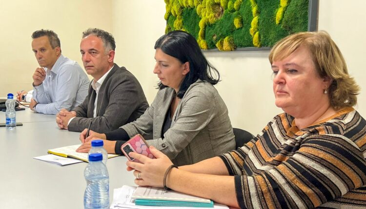 Ministri Aliu: Po punojmë në përmirësimin e sistemit të specializimeve dhe nën-specializimeve në shëndetësi