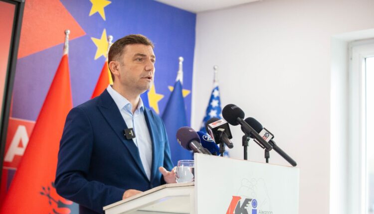 Bujar Osmani: Çairi do të hapë qendër ditore për fëmijët me autizëm dhe aftësi të kufizuara