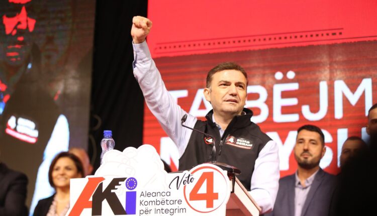 Bujar Osmani pas tubimit në Çair: Ju falënderoj nga zemra! Më 19 tetor votoni për ndryshimin! Bashkë për Çairin e ri