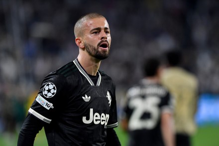 Ish-futbollisti i famshëm italian e ‘godet’ Zhegrovën: S’ka kualitet të luajë te Juventusi Ish-futbollisti i famshëm italian e ‘godet’ Zhegrovën: S’ka kualitet të luajë te Juventusi