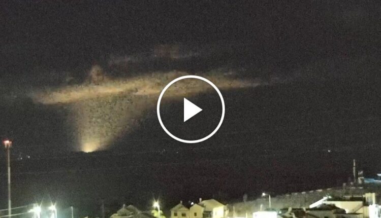 Avionët izraelitë e bombardojnë Gazën pasi Netanyahu urdhëroi “sulme të fuqishme” (VIDEO)