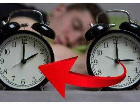 Nga sot  26 tetor ka  ndërruar ora, akrepat janë kthyer 60 minuta pas