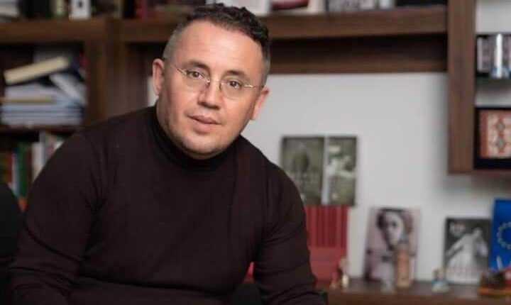 NË UDHËKRYQIN E MATURISË POLITIKE