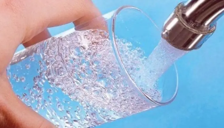 Uji në Tetovë i papijshëm pas reshjeve të shiut