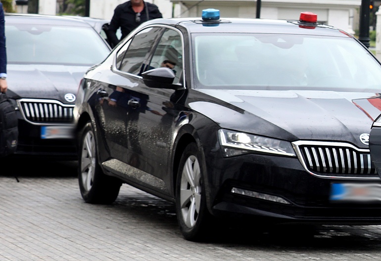 Dy raste për keqpërdorim të veturave zyrtare gjatë fushatës zgjedhore Dy raste për keqpërdorim të veturave zyrtare gjatë fushatës zgjedhore