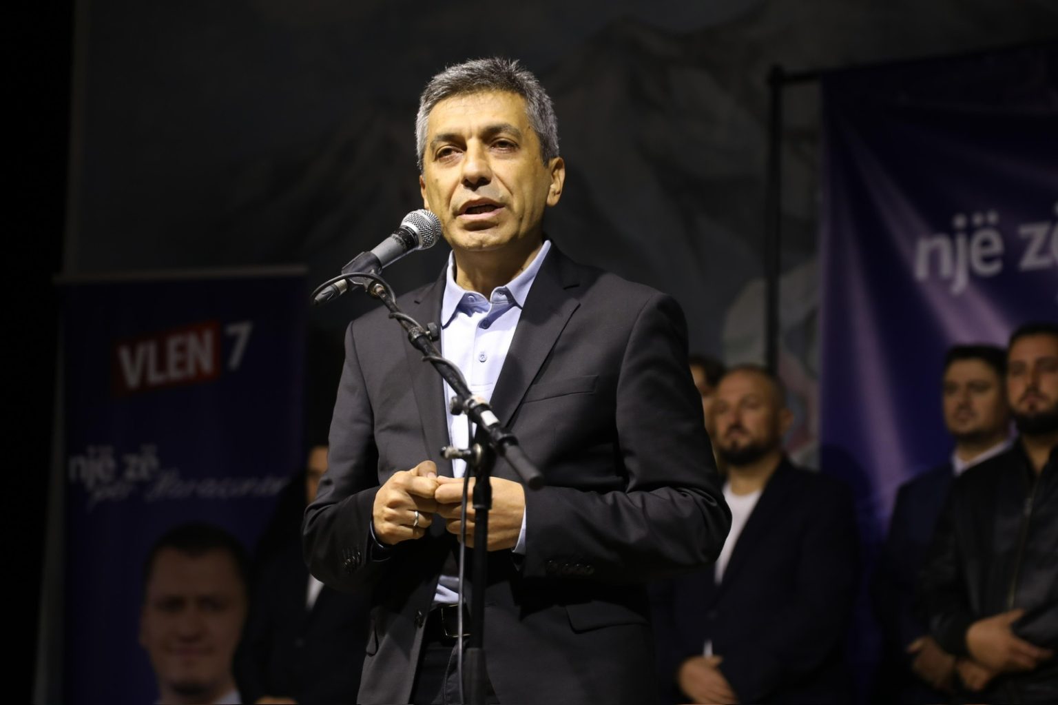 Mexhiti sfidon Bujar Osmanin  Merre kë të duash dhe eja në duel televiziv