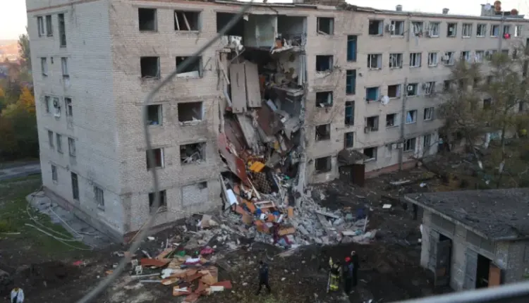 Mbi 60 mijë ukrainas mbesin pa energji elektrike nga sulmet ruse