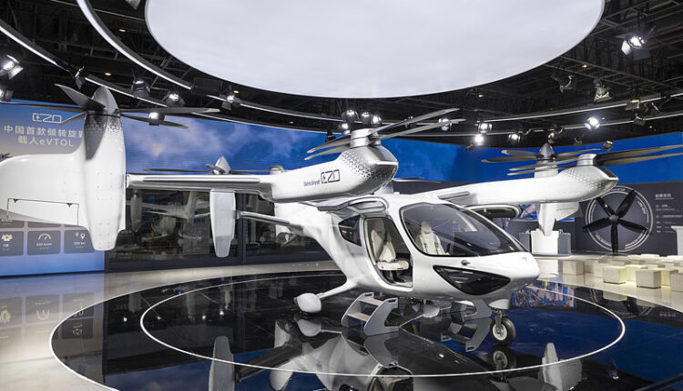 Produktet për Ekspozitën e 8-të Ndërkombëtare të Importit të Kinës mbërrijnë në Shangai