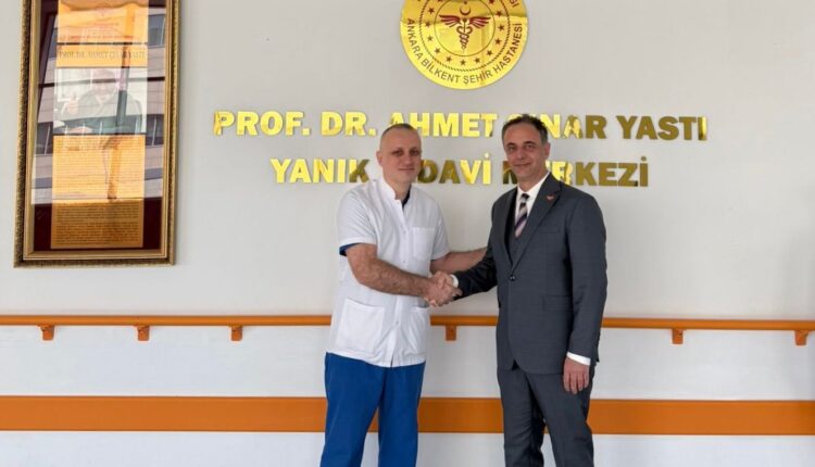 Aliu në Turqi: Vizitova spitalin e qytetit Ankara – “Bilkent”, ku ishin trajtuar gjashtë nga të lënduarit në Koçan