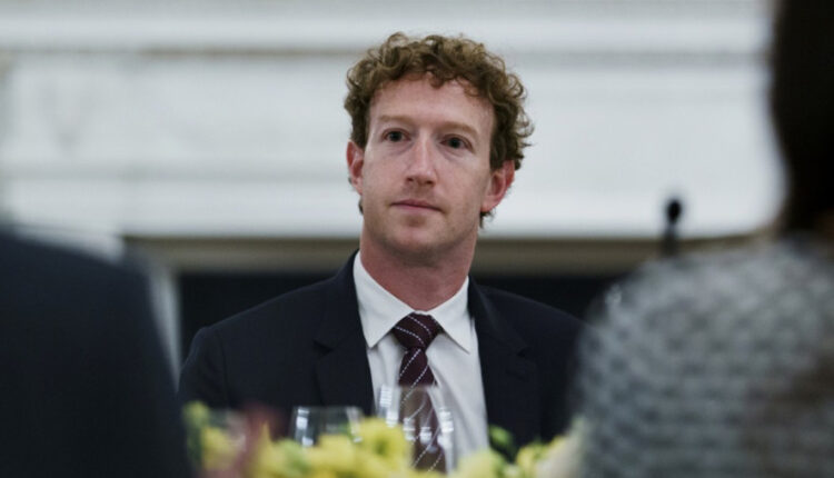 Zuckerberg paralajmëroi fundin e telefonave të mençur: Po vjen pajisja që ndryshon gjithçka dhe nuk do t’u pëlqejë të gjithëve!