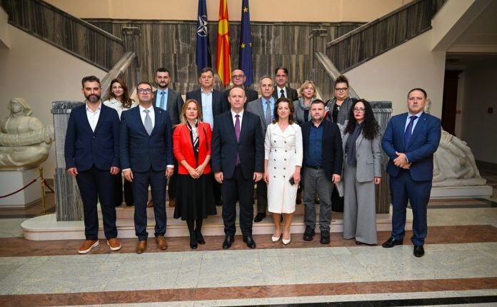 Kryeparlamentari Gashi: Kuvendi i përkushtuar për përfundimin me sukses të Marrëveshjeve Kolektive në arsimin e lartë