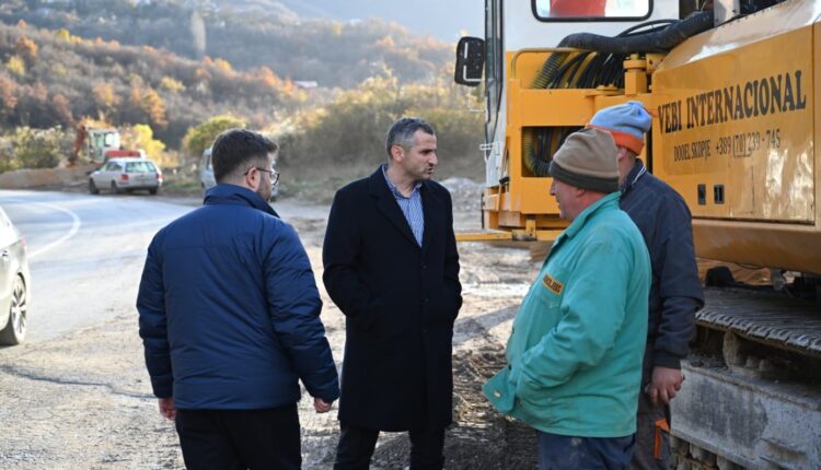 Kryetari Mela inspekton punimet në rrugën Dibër–Mavrovë