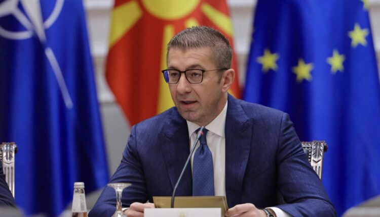 Mickoski: Vendimet e gjyqtarëve të kapur politikisht po dëmtojnë qytetarët